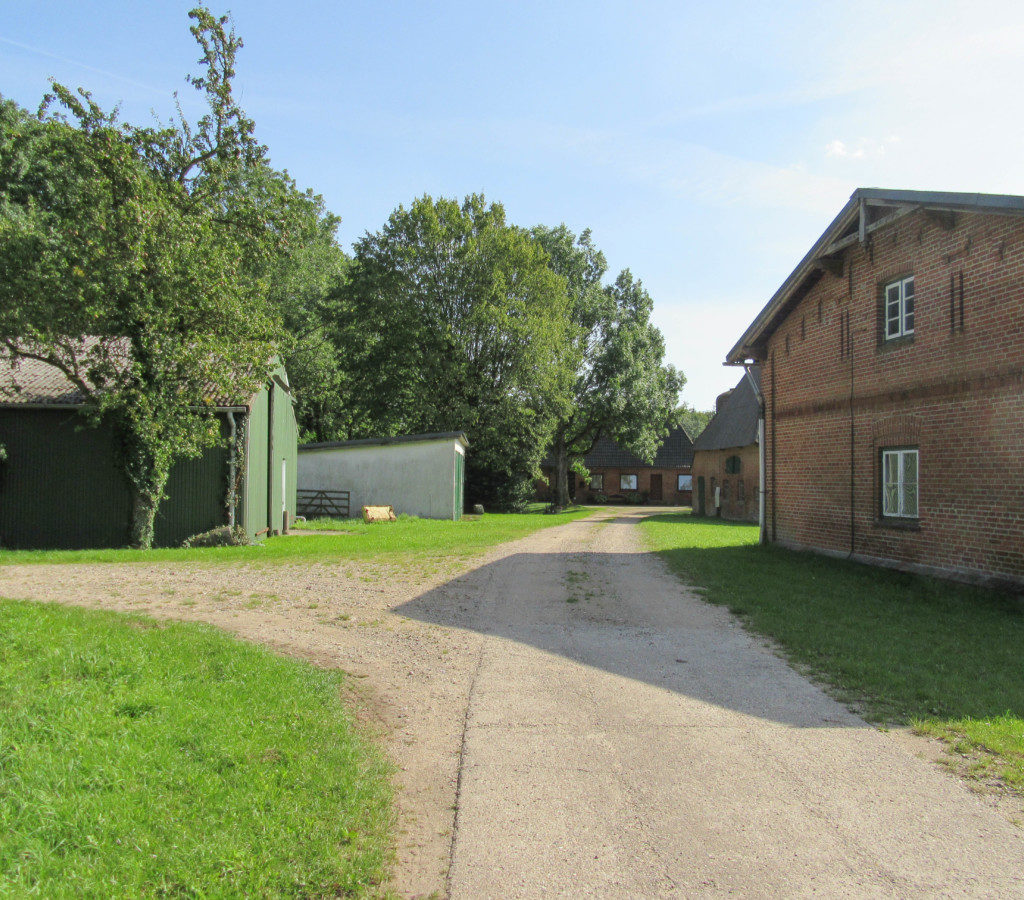 Traum-Resthof mit vielen Gestaltungsmöglichkeiten in absoluter Alleinlage!