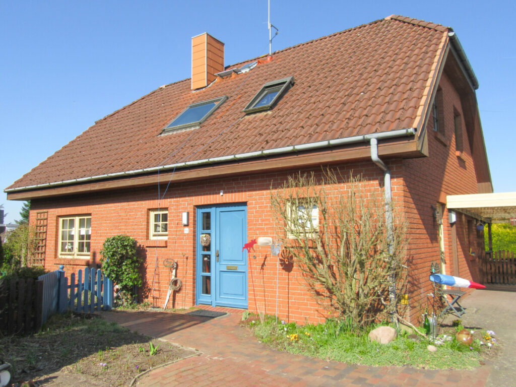 Attraktives Einfamilienhaus in ruhiger Ortsrandlage Attraktives Einfamilienhaus in ruhiger Ortsrandlage