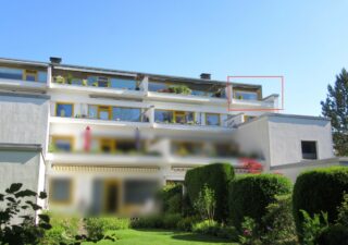 Sonnige 3-Zimmer-Wohnung, 1. Obergeschoss,  in attraktivem Terrassenhaus, direkt am Park mit Blick ins Grüne