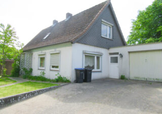 Perfekt für Handwerker! Sanierungs- und modernisierungsbedürftiges Einfamilienhaus in beliebter Kieler Randlage